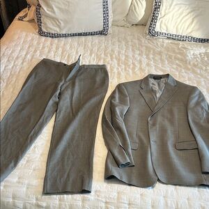 Tommy Hilfiger Light Gray Suit Set